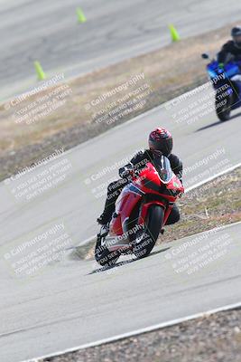 media/Mar-04-2023-TrackXperience (Sat) [[f3a86947c9]]/Group 1/session 2 turn 11/